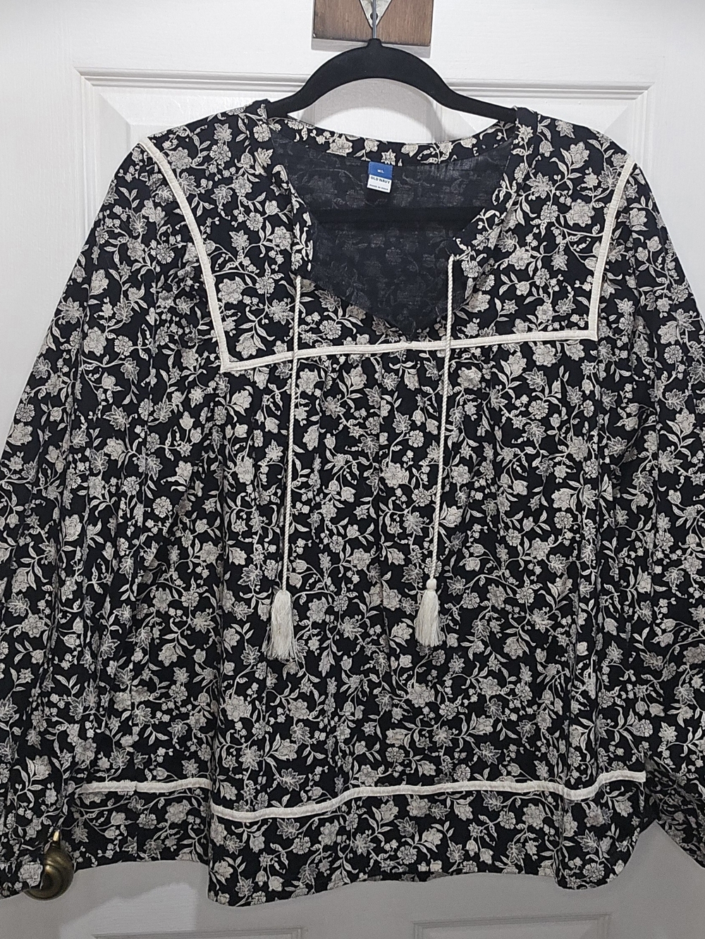 Old Navy Black Floral Tunic with Cream Trim